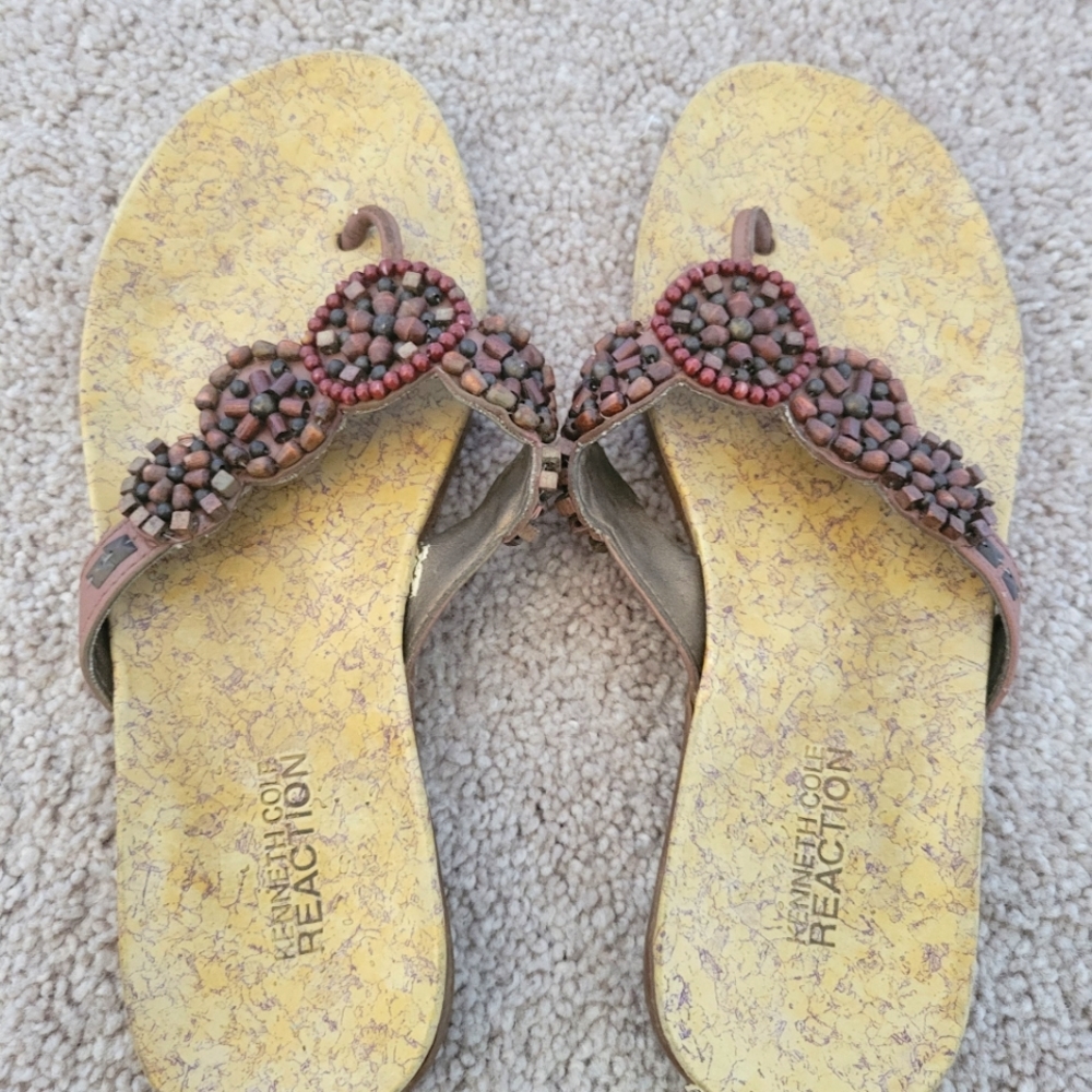 Kenneth Cole wood B glam thong sandal